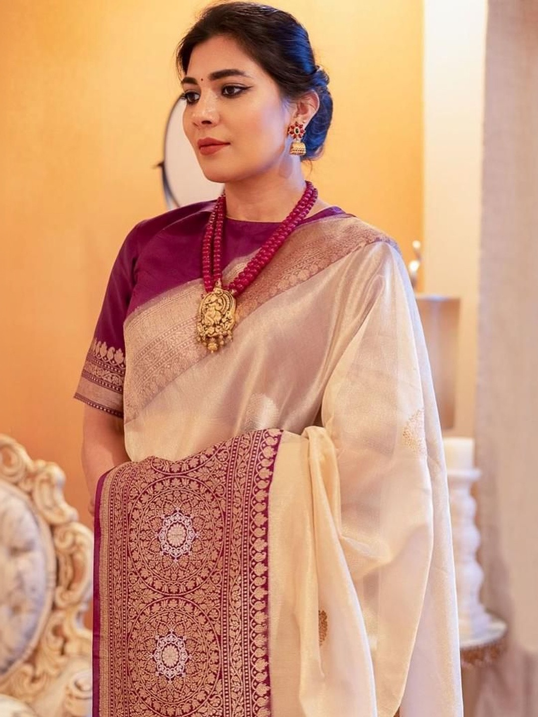 MISHRI TEX FAB Ethnic Motifs Zari Art Silk Kanjeevaram Saree