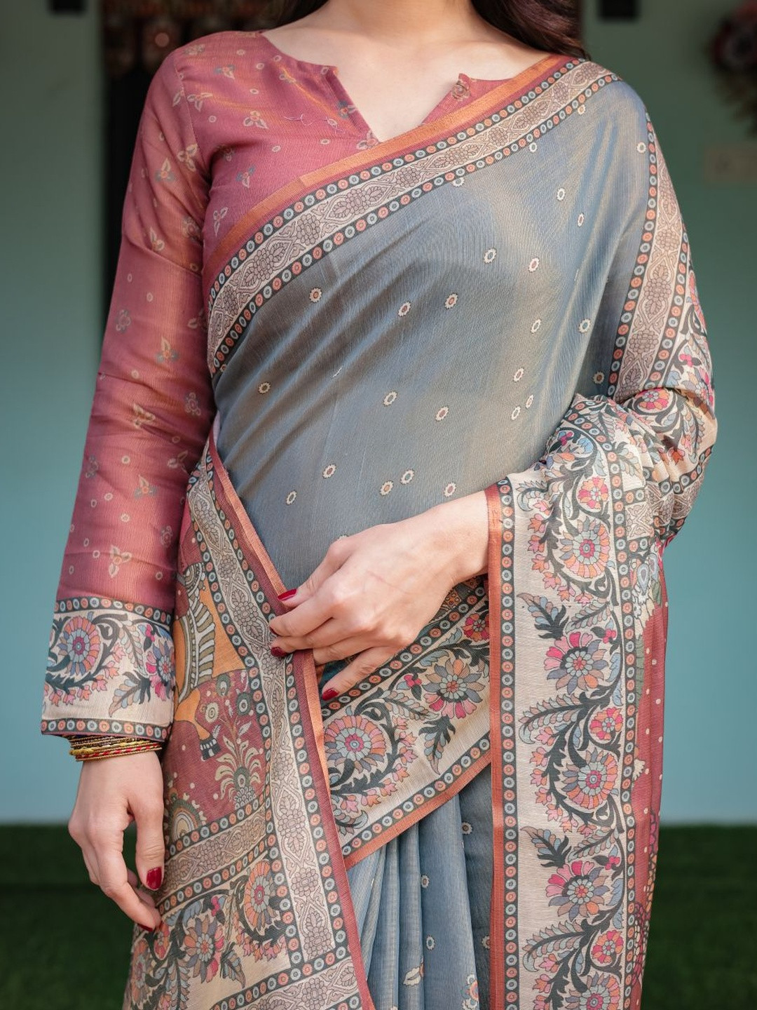 DHAYNA AND REEWA FASHION Floral Printed Pure Cotton Banarasi Sarees