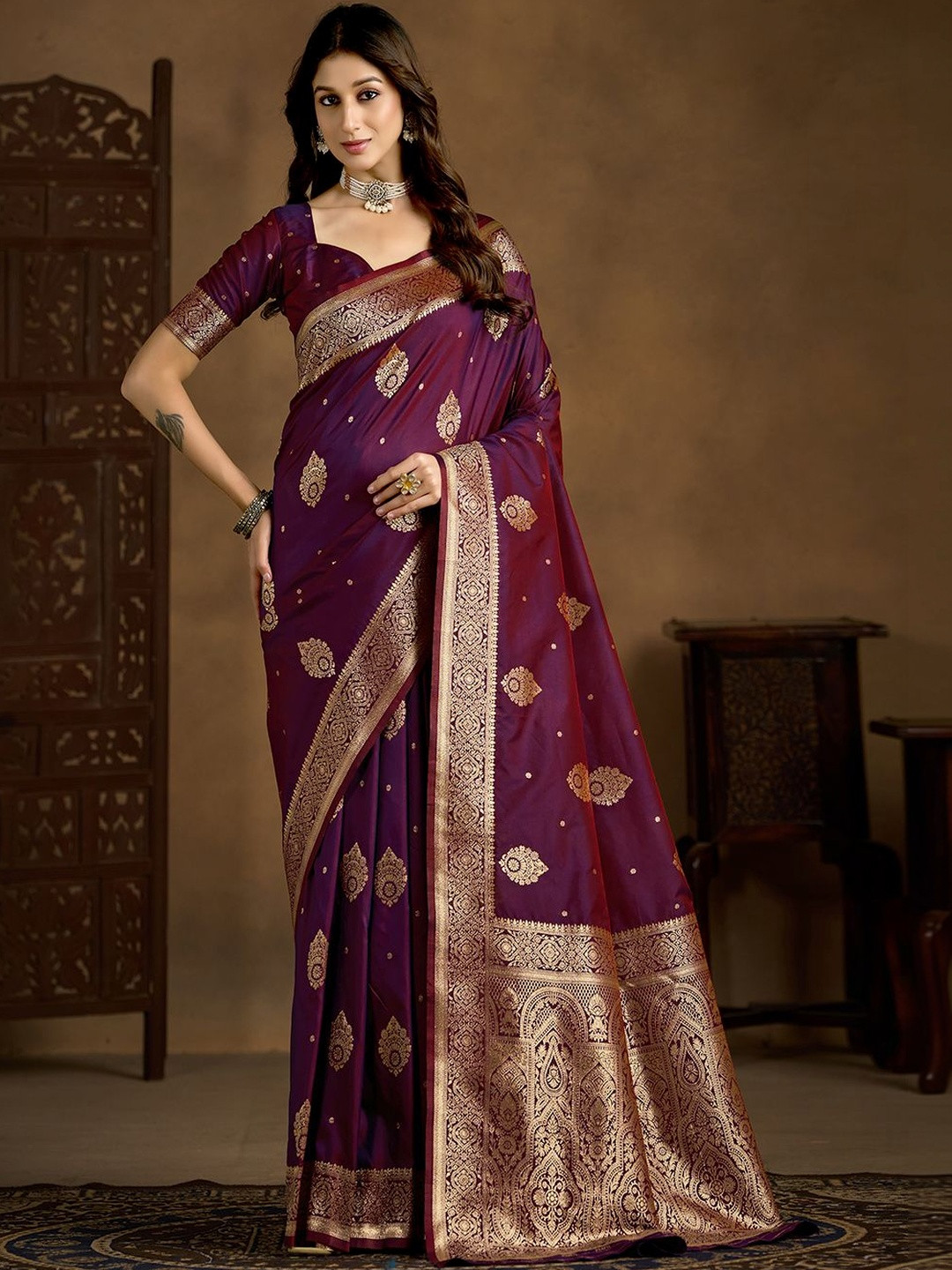 Ethnic Junction Woven Design Silk Blend Banarasi Saree