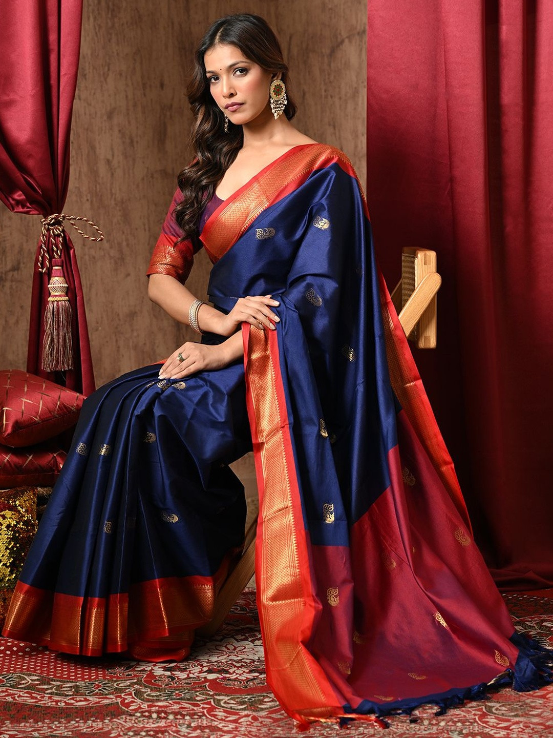 UMANTA Women Blue Silk Blend Paithani Sarees